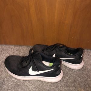 Womens nike running shoes